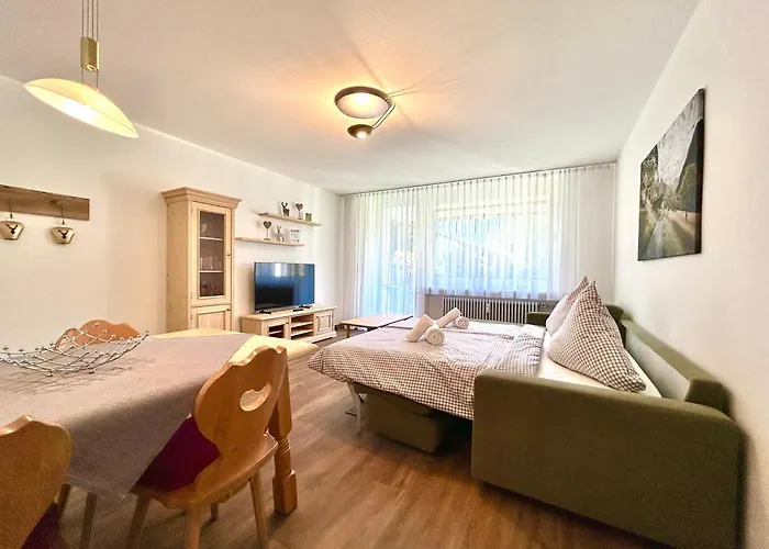 Waldgefluester, Montana Haus Appartement Oberstdorf