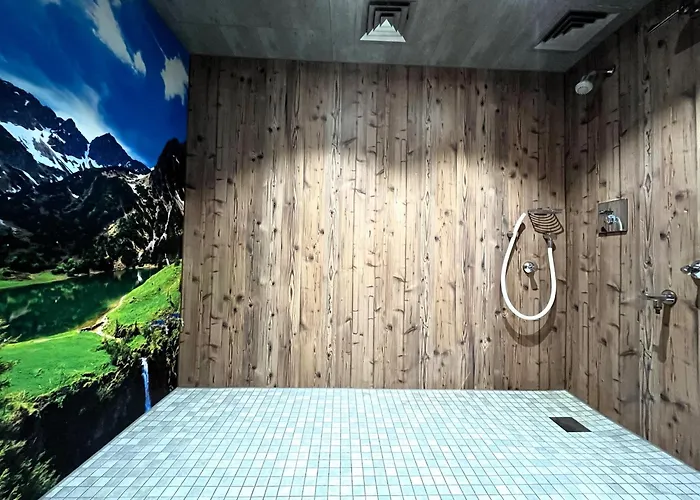 Waldgefluester, Montana Haus Apartamento *